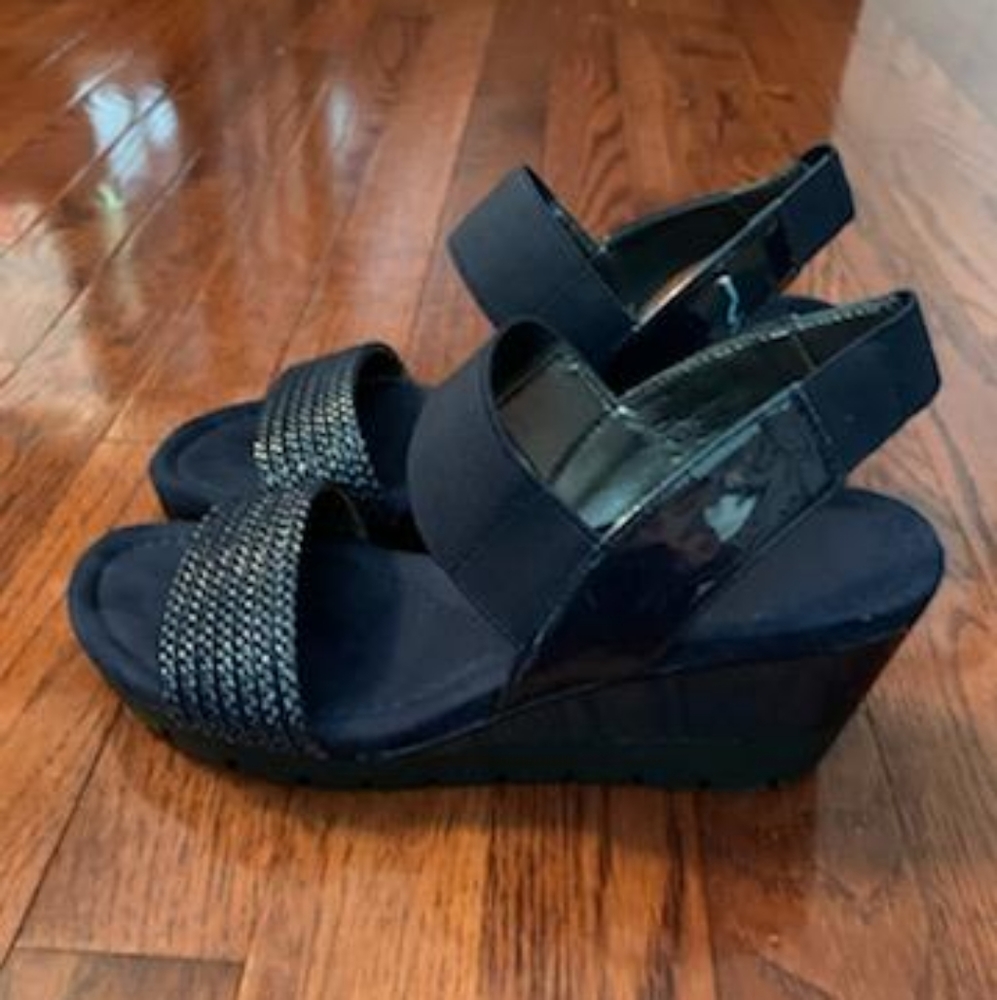 Womens navy wedge sandals